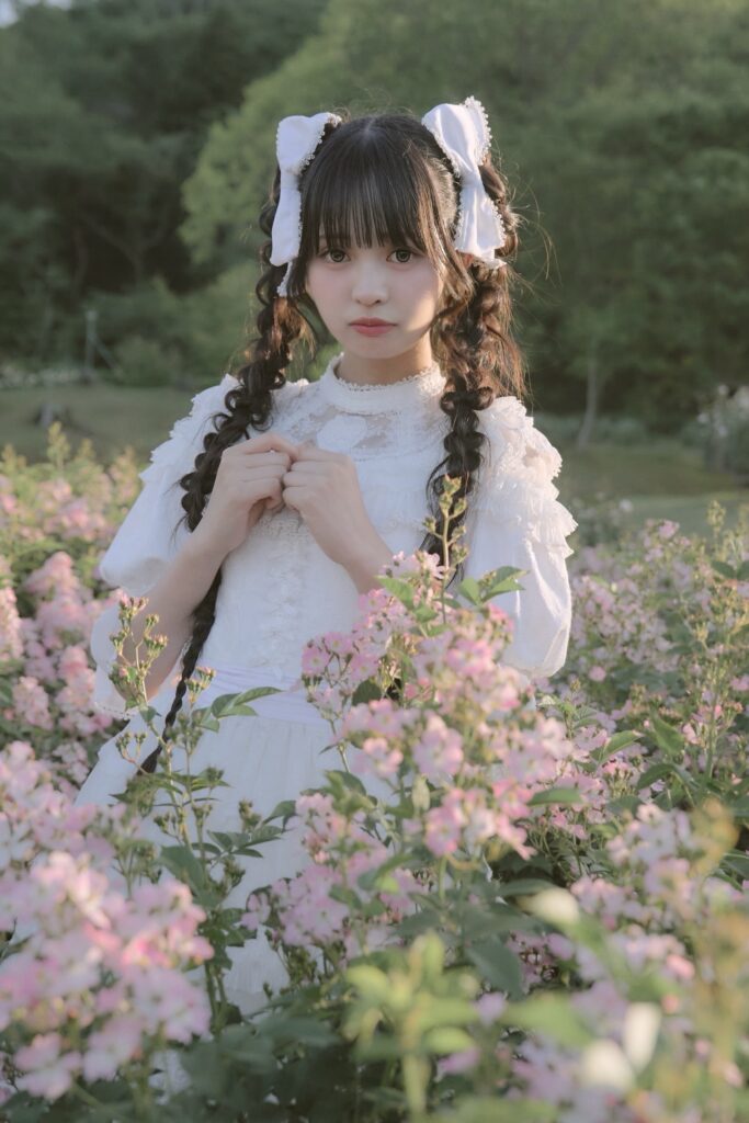 白咲里莉穂